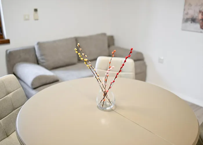 Апартаменты Tia Задар