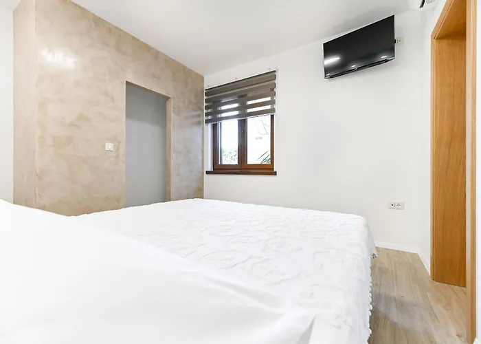 Tia Апартаменты